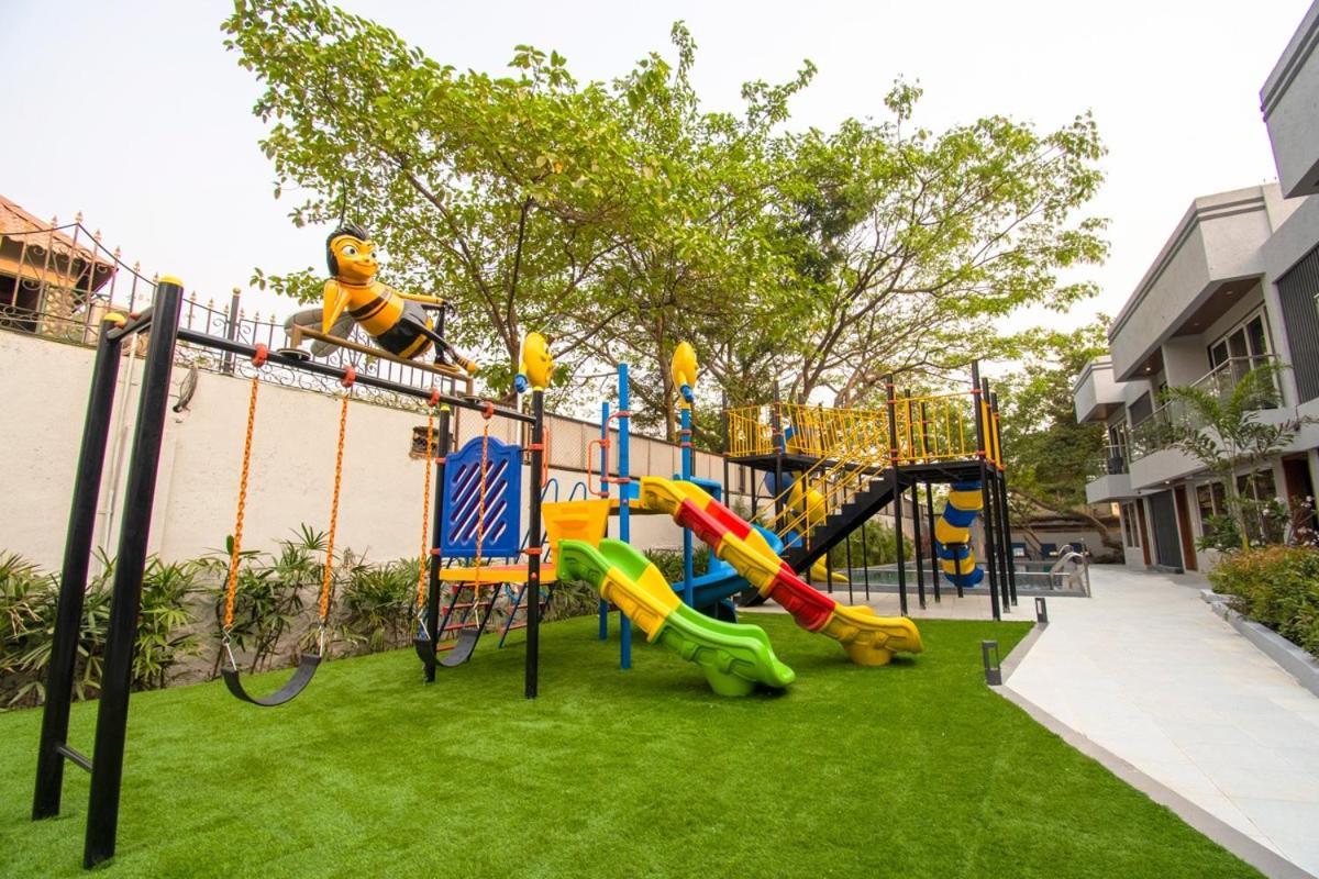 Meritas Aura Resort Lonavala Kültér fotó