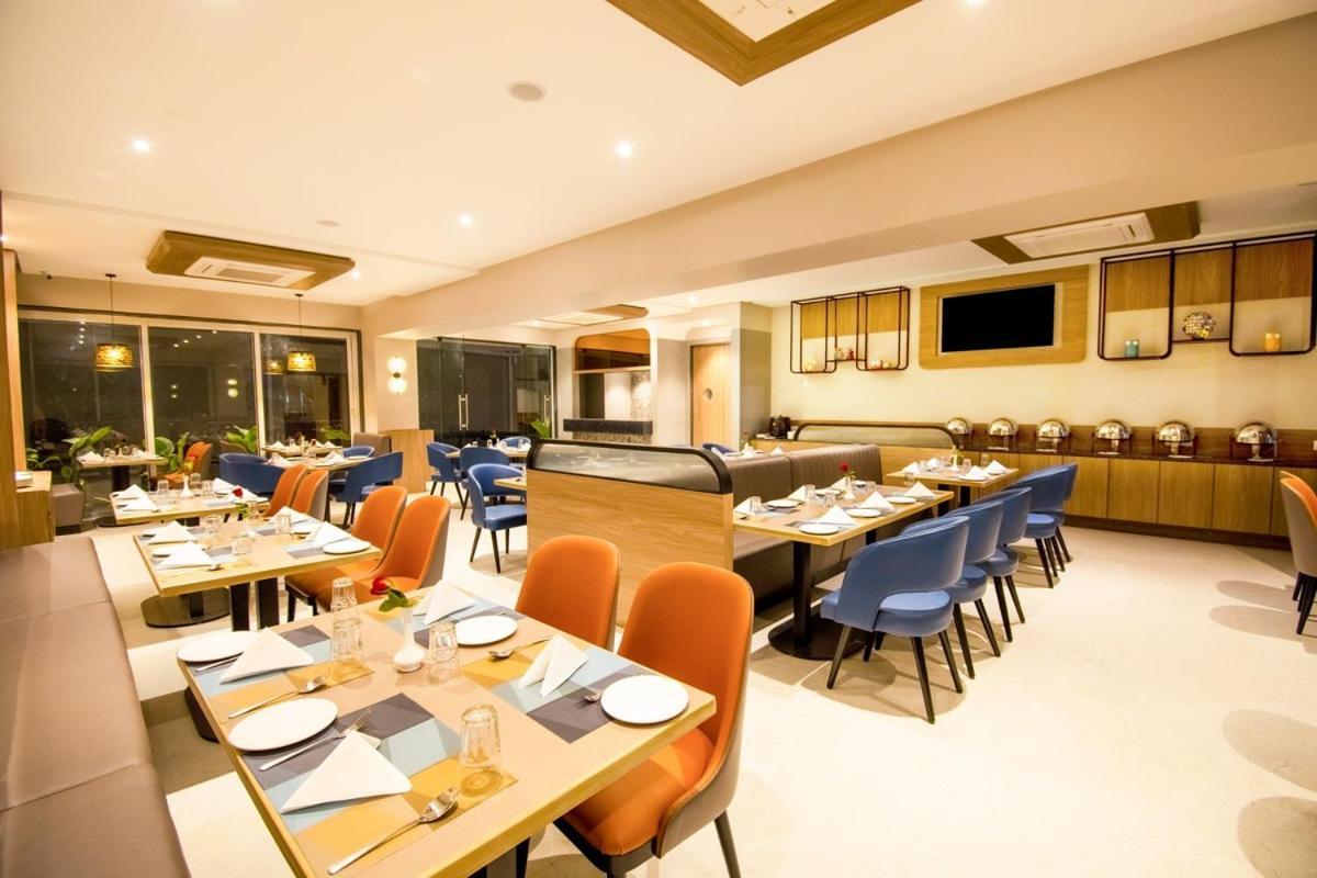 Meritas Aura Resort Lonavala Kültér fotó