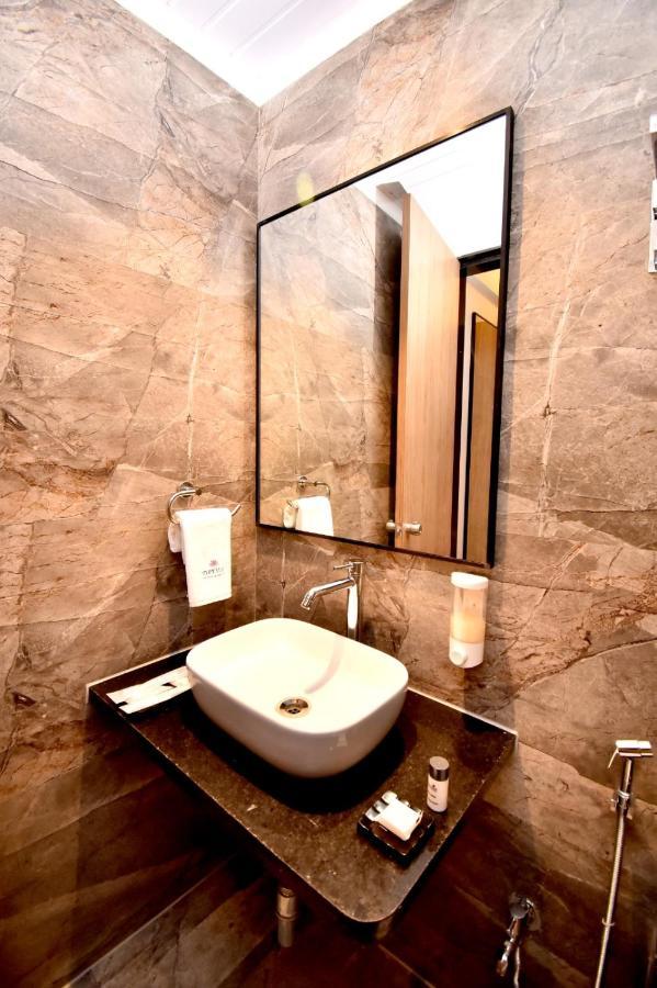 Meritas Aura Resort Lonavala Kültér fotó