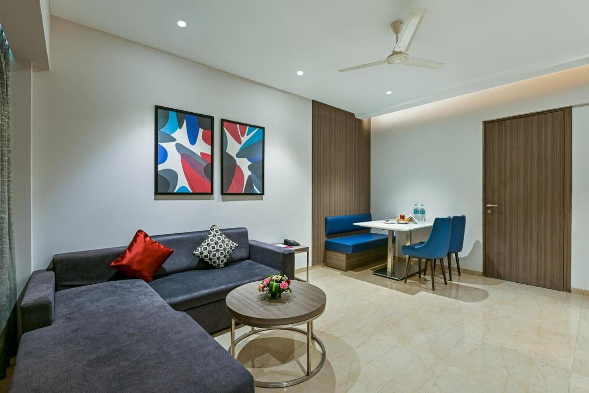 Meritas Aura Resort Lonavala Kültér fotó