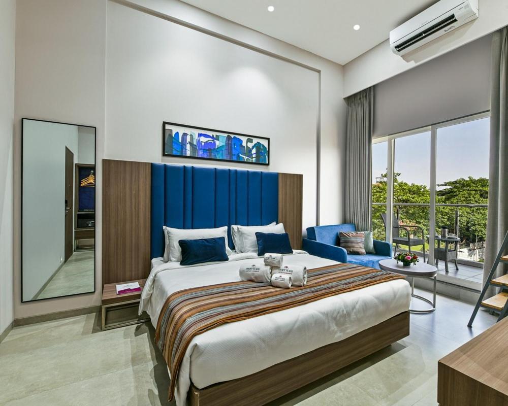 Meritas Aura Resort Lonavala Kültér fotó