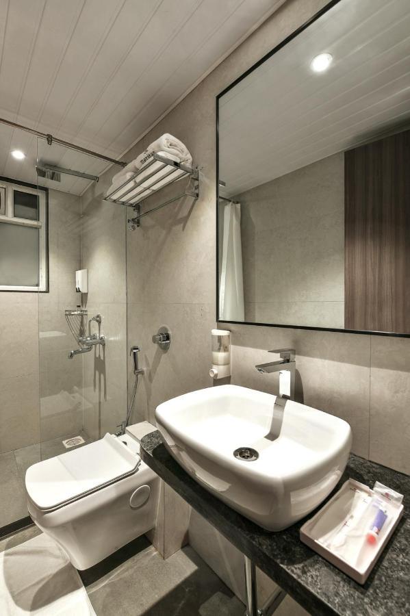 Meritas Aura Resort Lonavala Kültér fotó